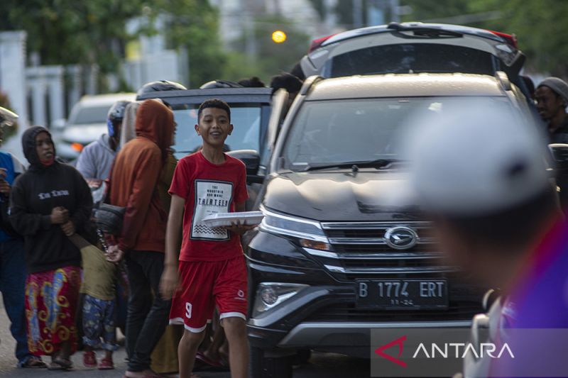 Tradisi Berburu Hagala di Palu