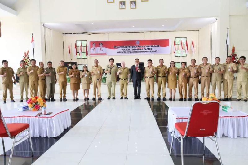 Agus Tony Poputra Penjabat Sekda Sitaro