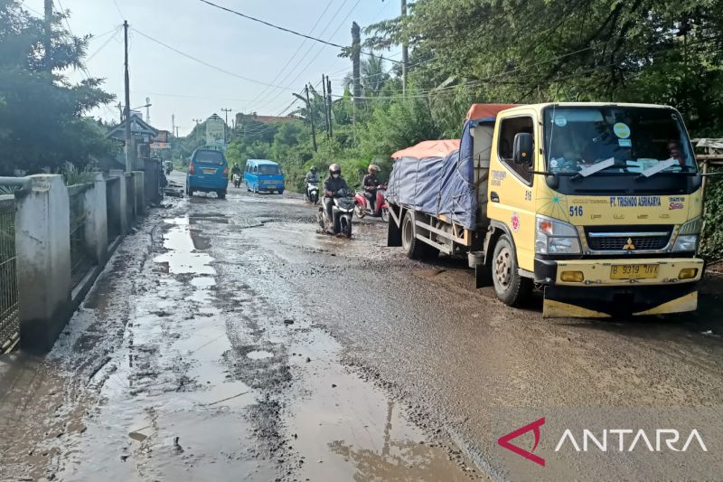 Anggaran Rp8 miliar untuk perbaiki jalan Pasar Ciampea Bogor