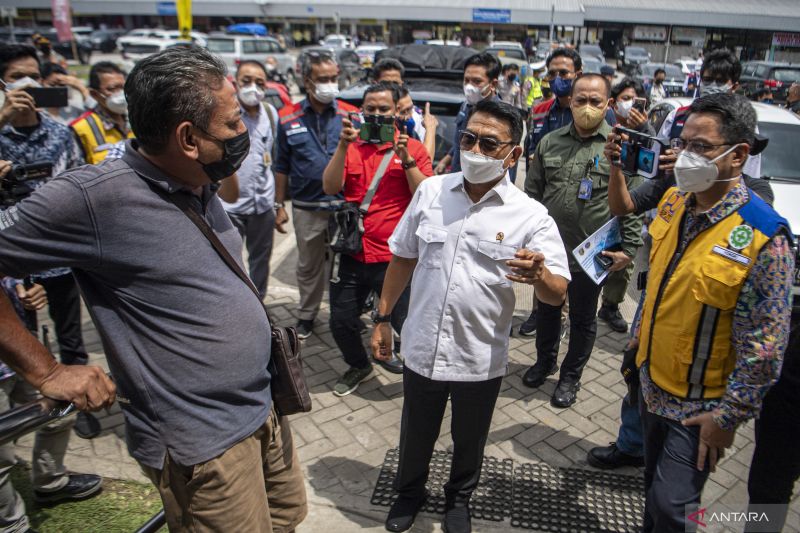 KSP Moeldoko Tinjau Arus Mudik Tol Bakauheni-Palembang