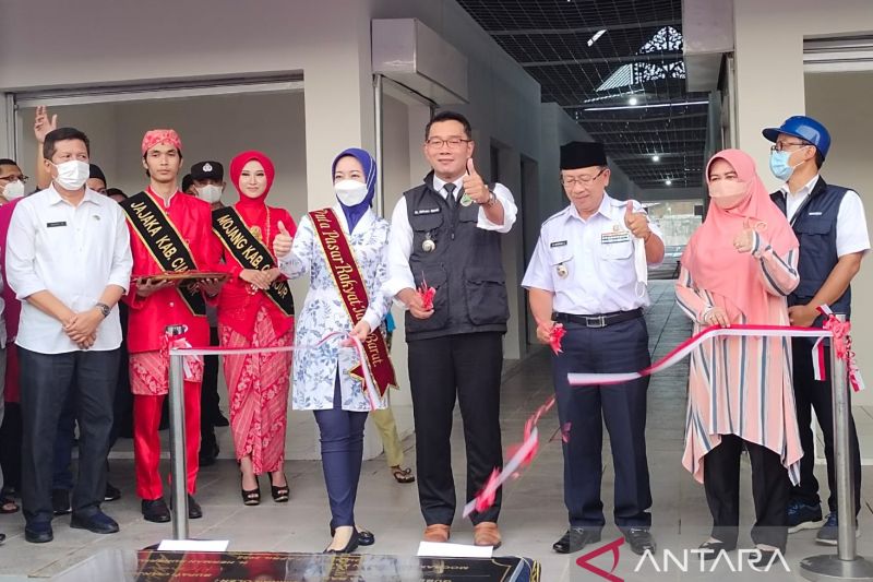 Gubernur Jawa Barat resmikan Pasar Ciranjang di Cianjur
