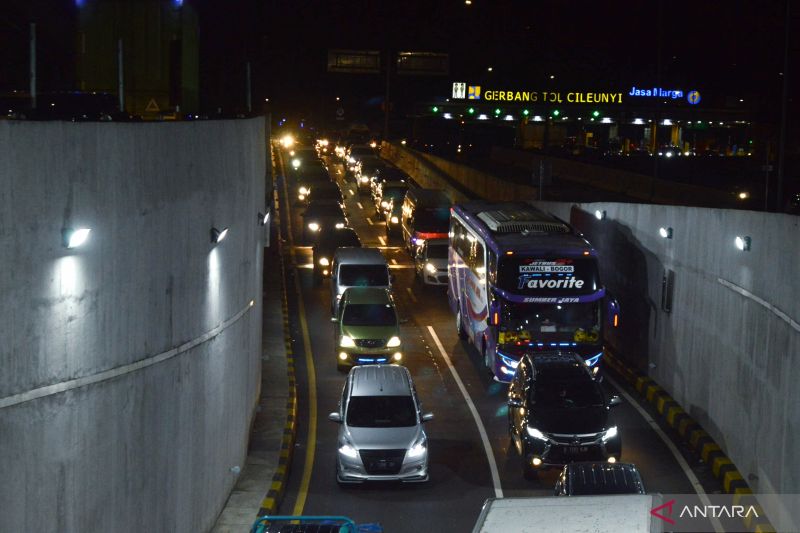 32.218 kendaraan keluar GT Cileunyi hingga H-4 malam