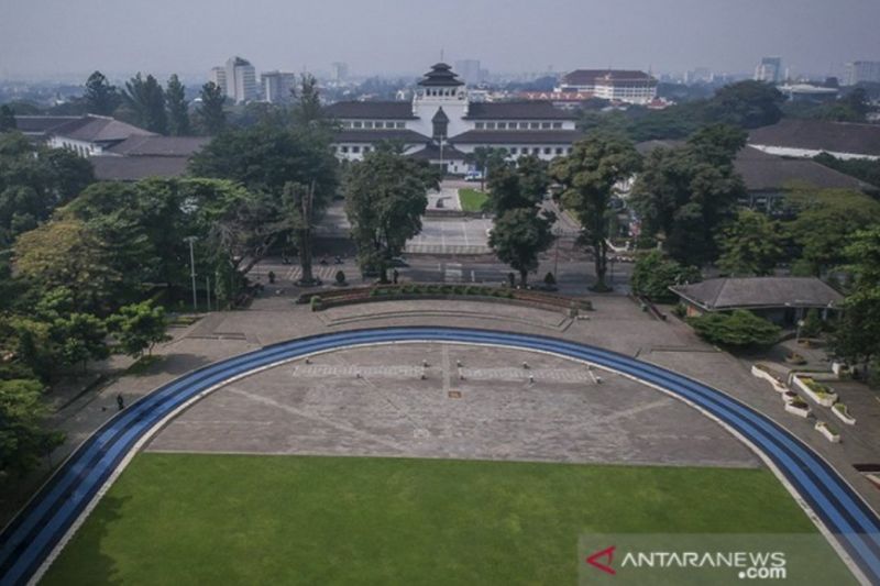 Shalat Idul Fitri kembali digelar di Lapangan Gasibu Bandung
