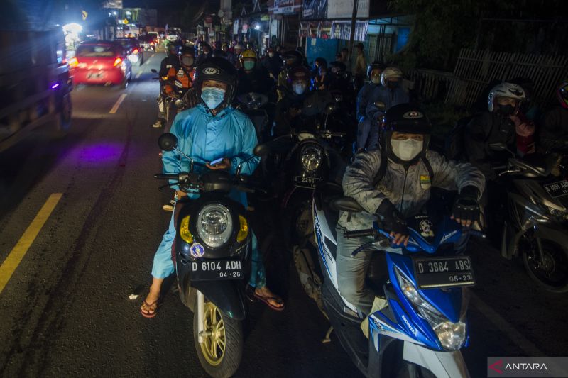 Polisi: Aktivitas pasar sebab kemacetan di jalur nasional Garut