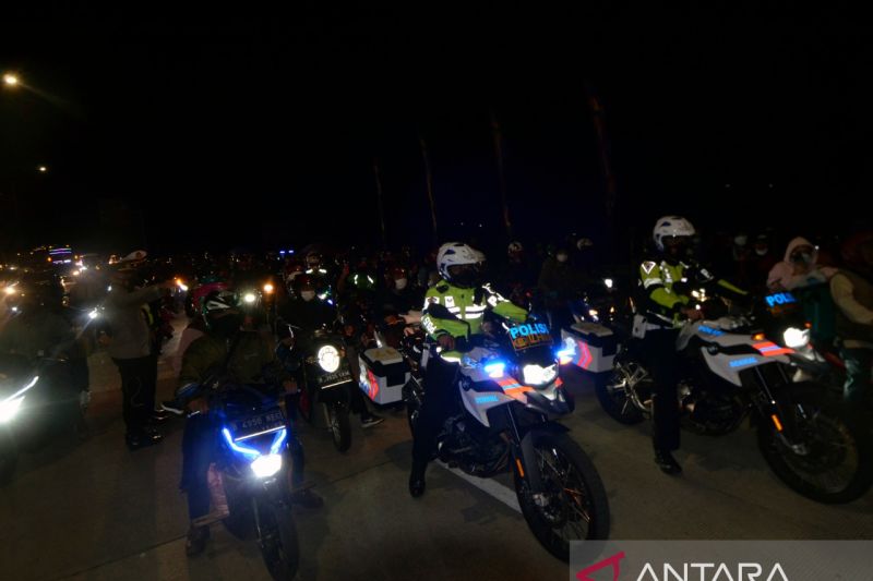PENGAWALAN PEMUDIK BERSEPEDA MOTOR DI LAMPUNG