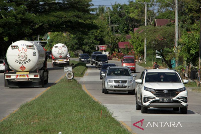 Arus mudik di jalur Trans Sulawesi