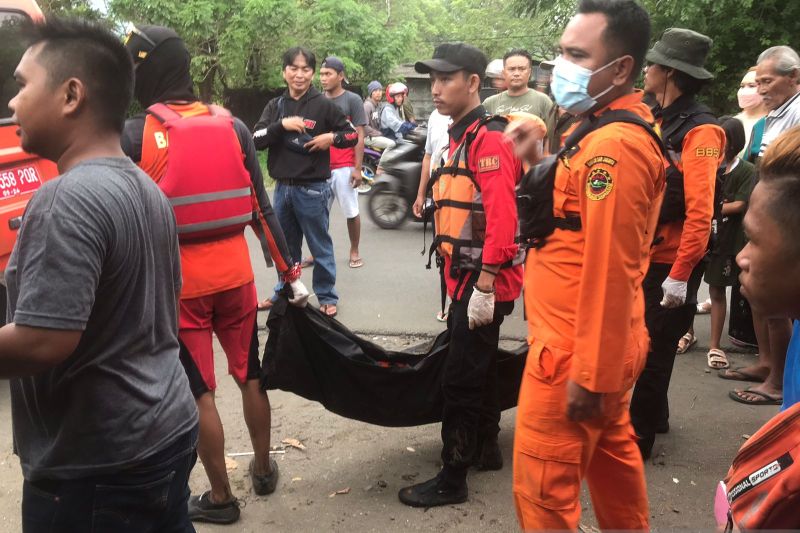 Jasad wisatawan korban tenggelam di pantai Palabuhanratu Sukabumi ditemukan