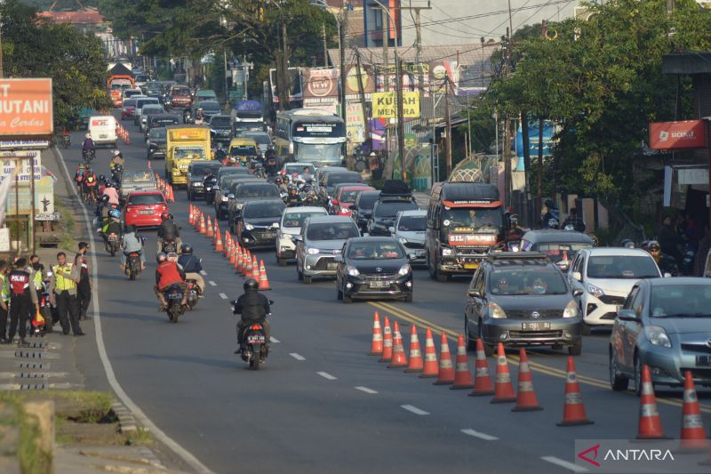 353.000 kendaraan melintasi Nagreg hingga H+4 Lebaran