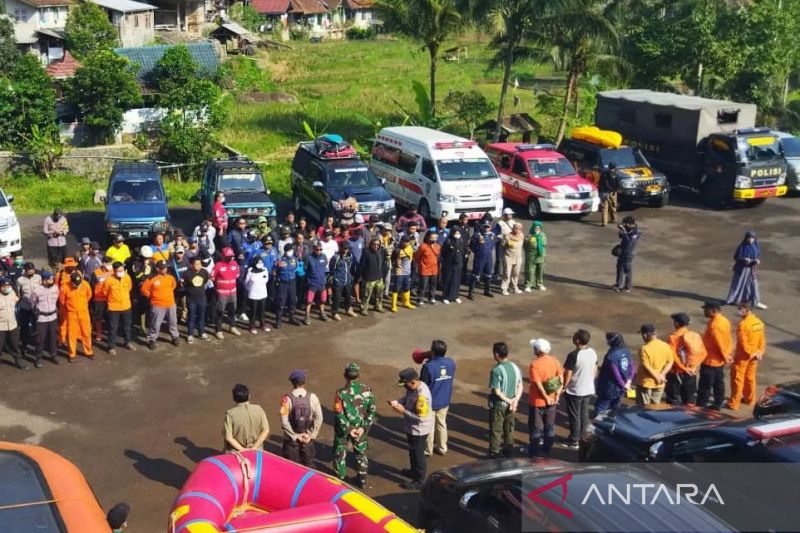 Jasad remaja terseret arus sungai di Sumedang ditemukan sejauh 82 km