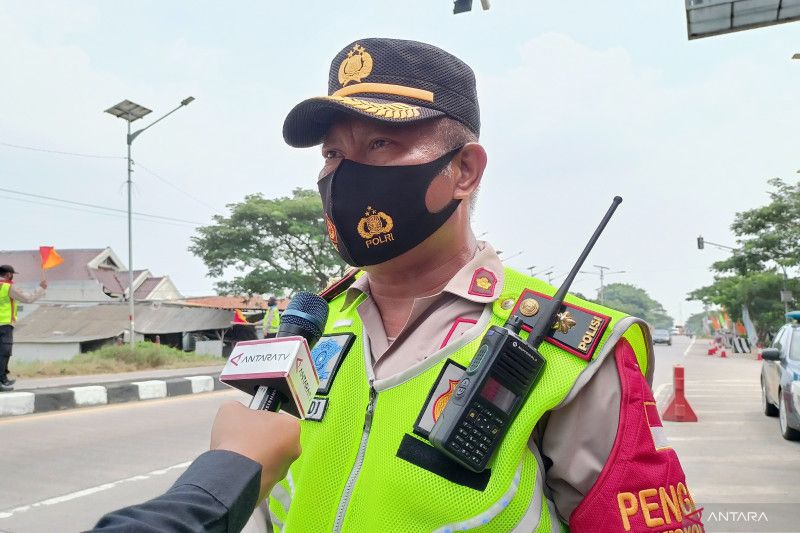 Arus balik Jalur Pantura Indramayu lengang pada Senin siang