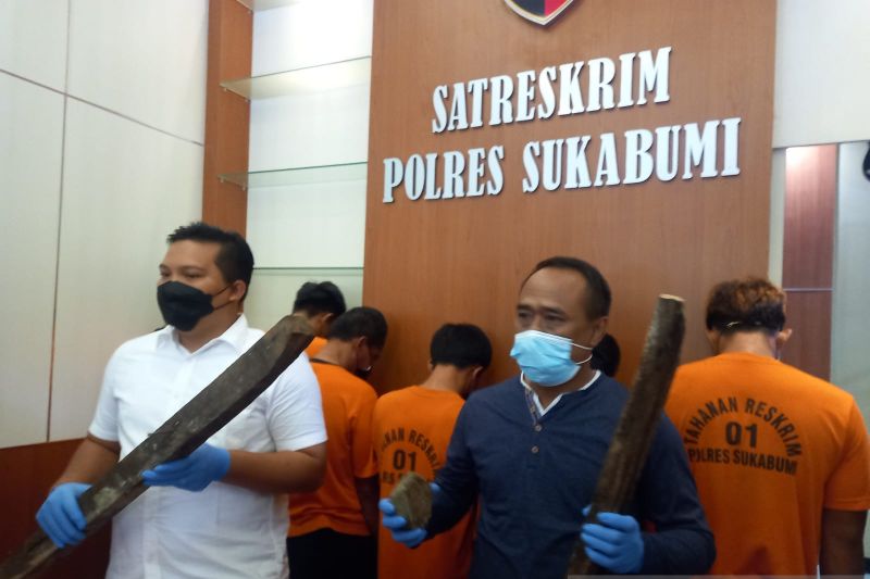 Enam tersangka perusakan pos retribusi Dishub Sukabumi ditangkap polisi