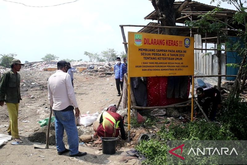 TPS ilegal Pebayuran Bekasi ditutup permanen