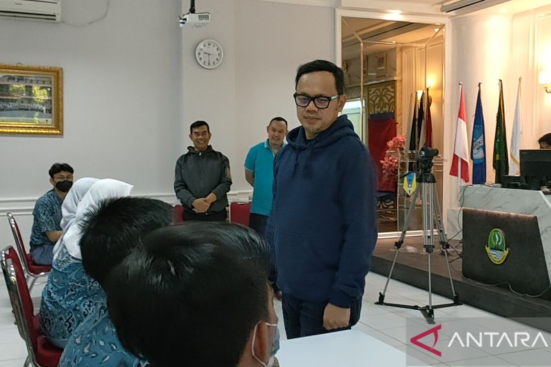 Alasan Wali Kota Bogor ancam tutup 