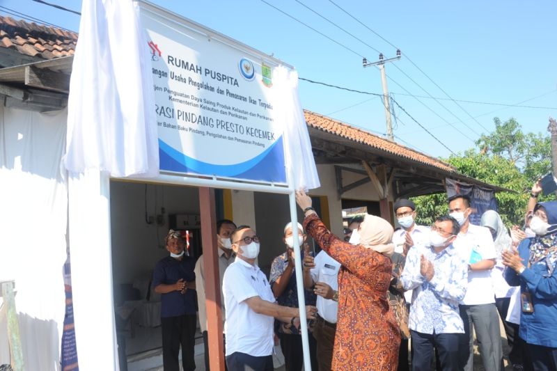 Rumah Puspita jawab kebutuhan UMKM pemindangan di Karawang