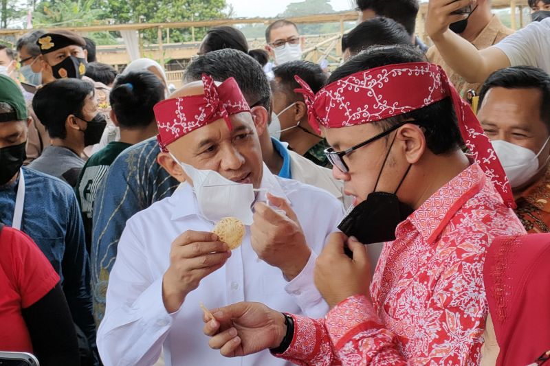 Usaha olahan tempe berbahan kacang koro berkembang di Bogor