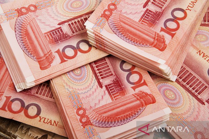 Yuan melemah tujuh basis poin, menjadi 7,1095 terhadap dolar AS