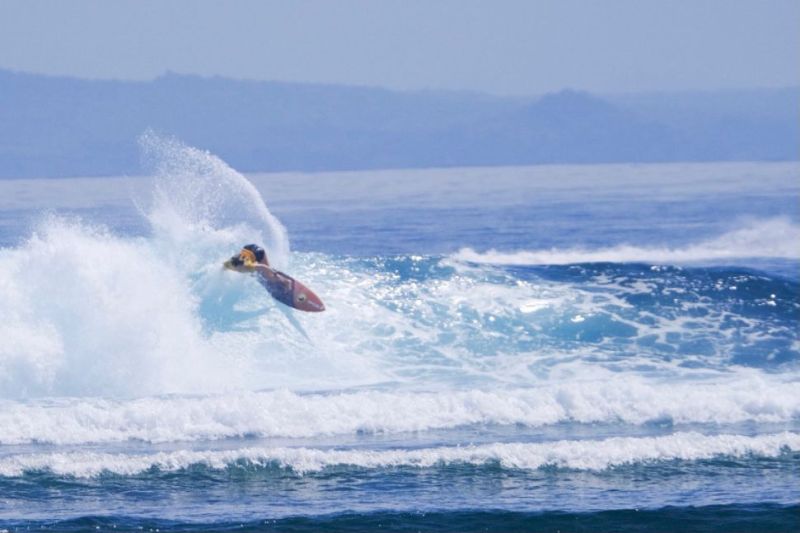 Turnamen Promosi Banyuwangi Surf Tour: Menteri