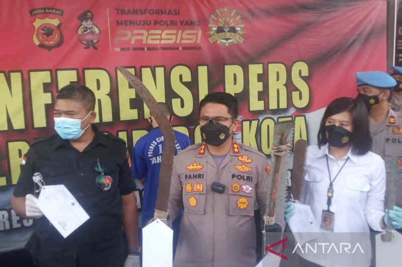 Polisi Cirebon Kota tangkap dua buronan saat Operasi Libas Lodaya