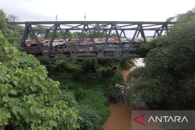 Pemkab Bekasi kaji pembukaan akses jalan pada jembatan antar-industri