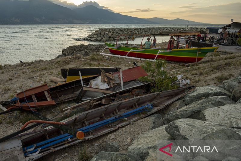 Jasa Penyewaan Perahu Untuk Mancing