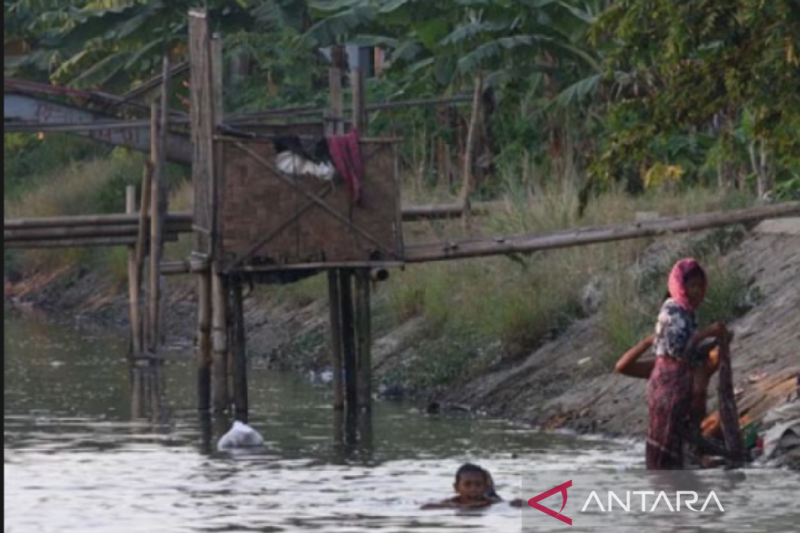 Wabup Karawang ajak masyarakat tak BAB sembarangan