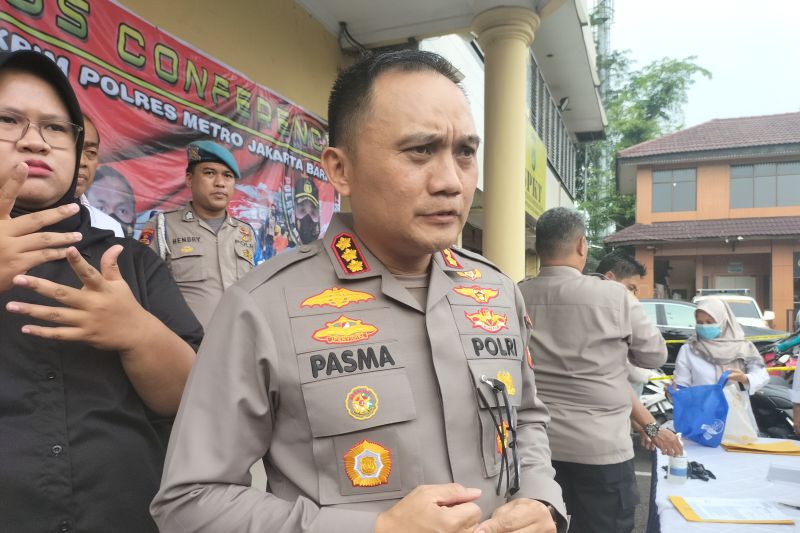 Polisi tangkap musisi AB karena psikotropika