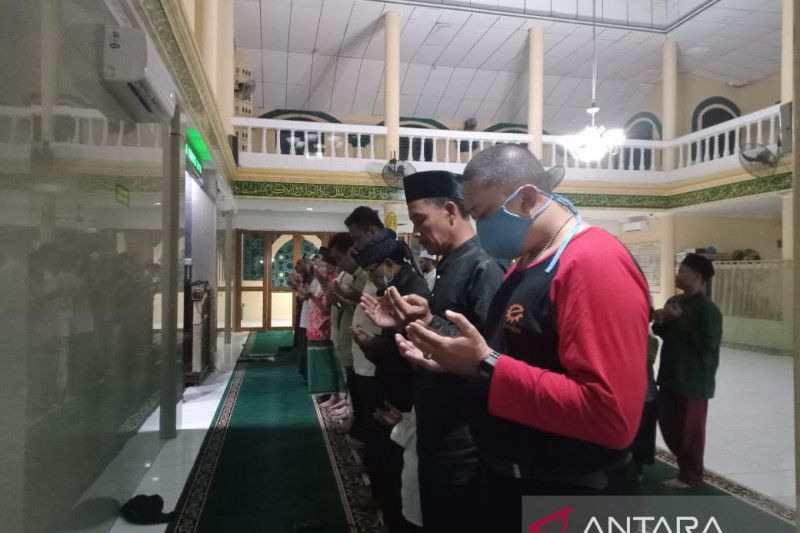 HIPMI Batam gelar shalat gaib dan doakan Eril