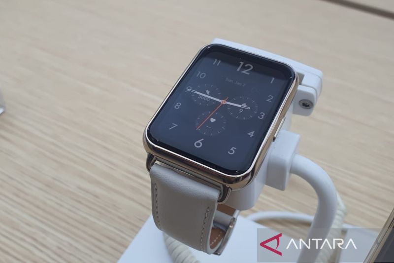 Huawei Watch 3 v Apple Watch Series 6: top watches compared
