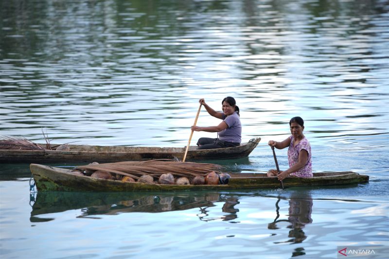 TRANSPORTASI PERAHU