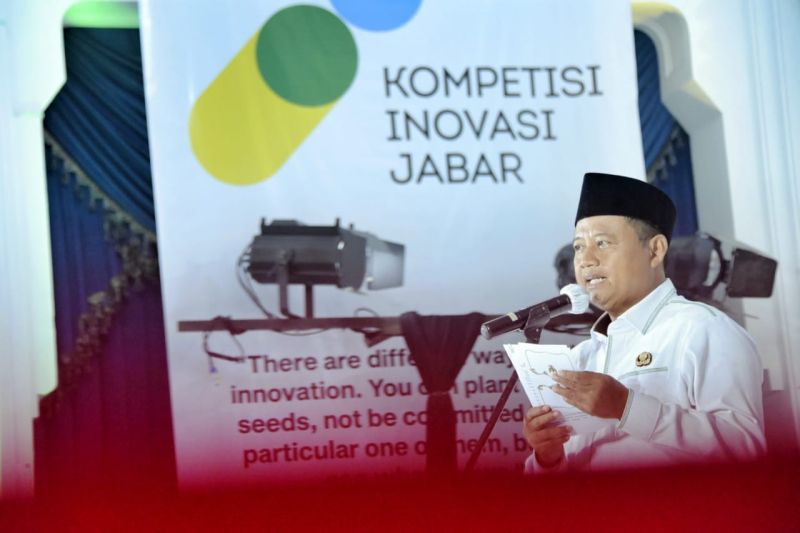 Wagub Jabar terharu lihat antusiasme warga sambut jenazah Eril