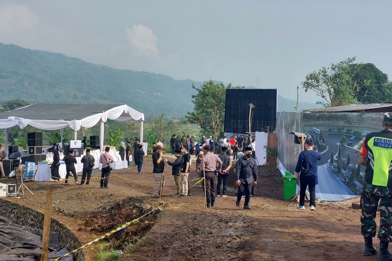 50 tenaga harian dikerahkan untuk bantu siapkan makam Eril