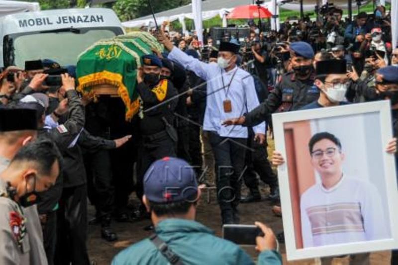 Pemakaman Putra Sulung Ridwan Kamil