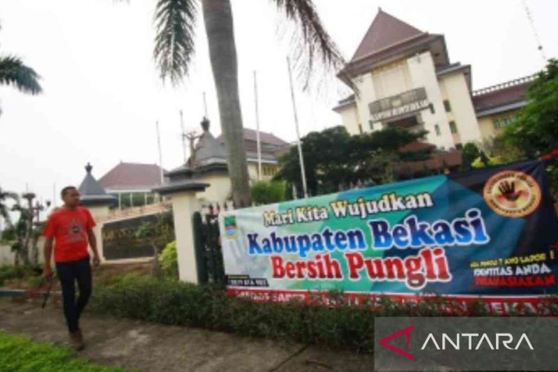 Tim Saber Pungli dilibatkan dalam PPDB daring Kabupaten Bekasi cegah pungutan liar