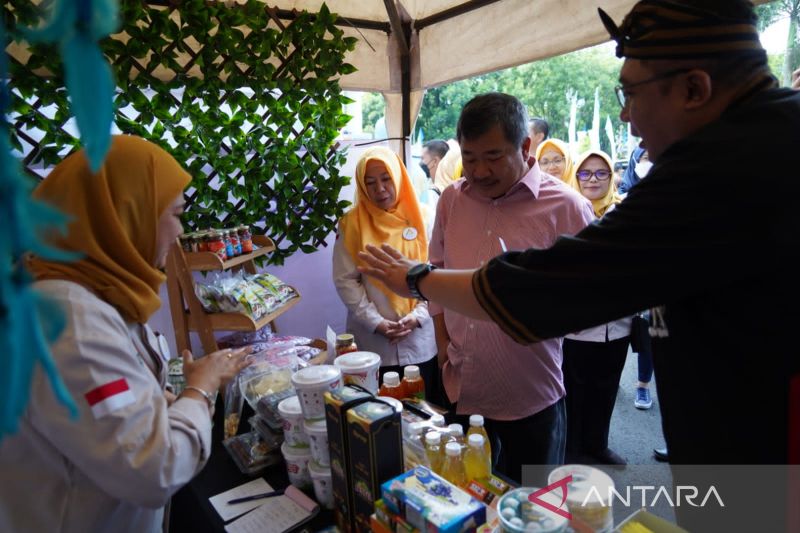 Babancong Weekend Market Garut upaya memulihkan perekonomian, sebut bupati