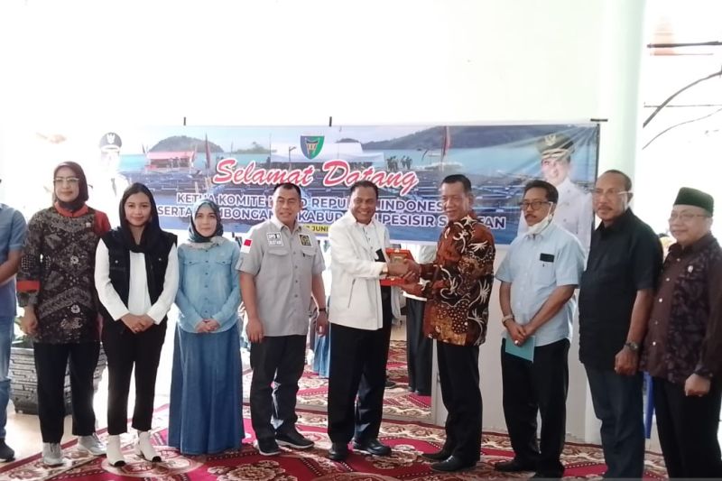 Abdullah Puteh: Komite II DPD-RI perhatian ke nelayan Pesisir Selatan