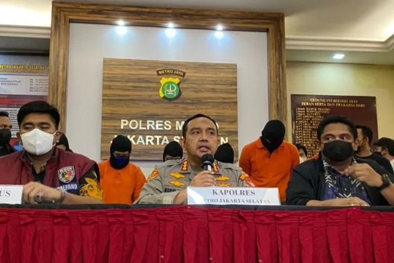 GP Ansor desak Anies tutup Holywings