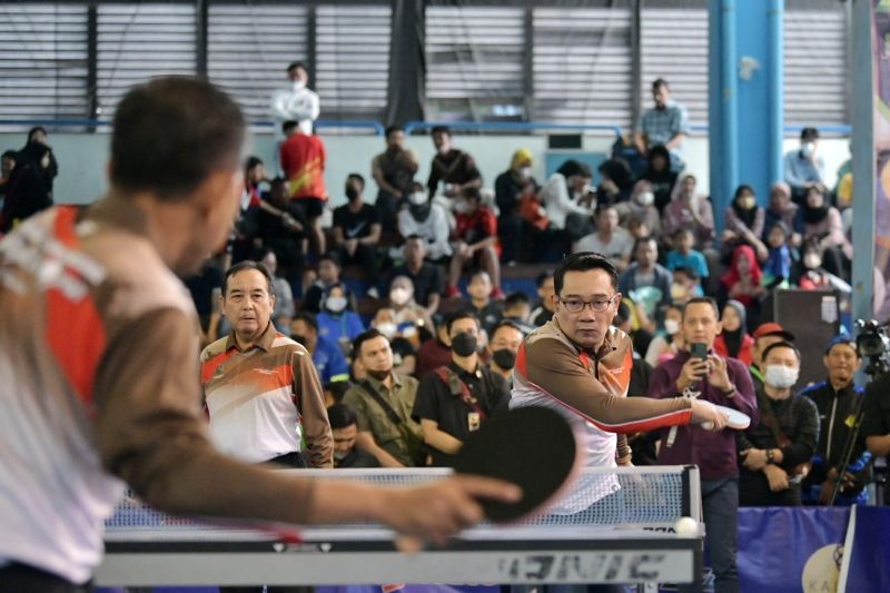 Ridwan Kamil turut meriahkan Kejuaraan Tenis Meja Adhyaksa Open 2022