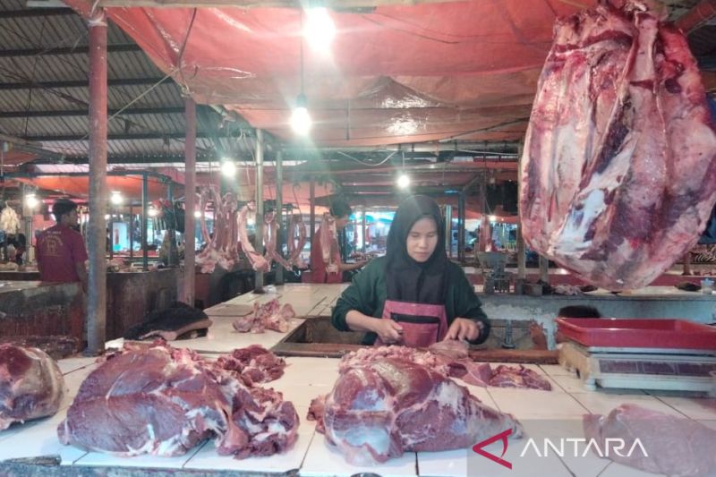 Harga daging ayam di Cianjur naik jadi Rp40.000 per kg