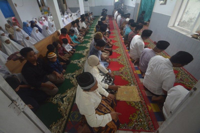 Shalat Idul Adha Naqsabandiyah Di Padang