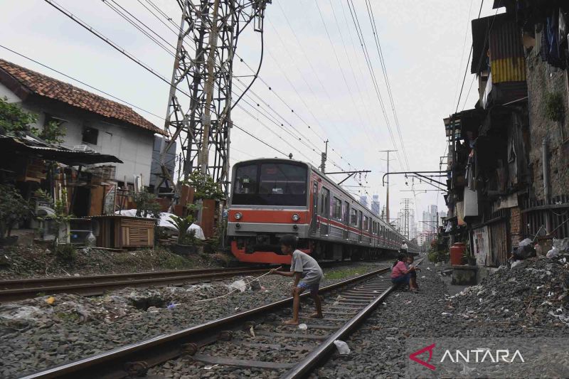 Angka Kemiskinan Di Indonesia Menurun - ANTARA News