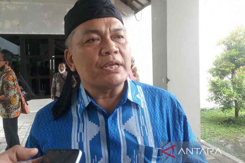 KPU Cirebon terima SK kepengurusan empat partai baru ikuti Pemilu