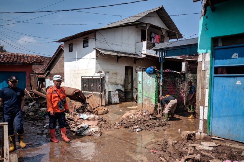 BNPB: Beberapa rumah di daerah terdampak banjir bandang Garut harus direlokasi