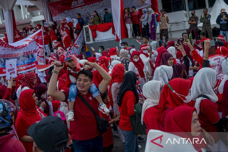 Karnaval Anak Peringati HUT ke-77 RI di Palu