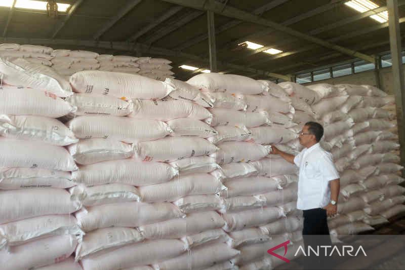 Penyaluran pupuk urea subsidi di Indramayu capai 46.000 ton