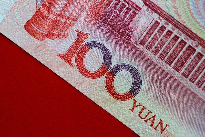 Yuan berbalik menguat 279 basis poin, menjadi 6,9546 terhadap dolar AS