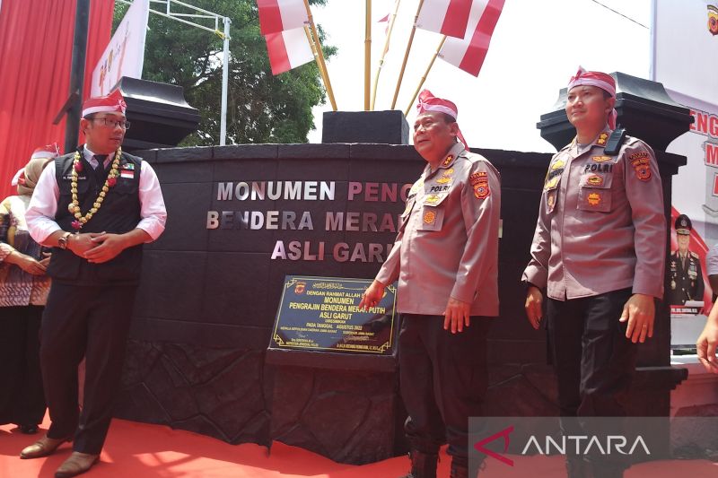 Gubernur Jabar dorong perajin bendera di Garut bisa tembus pasar mancanegara