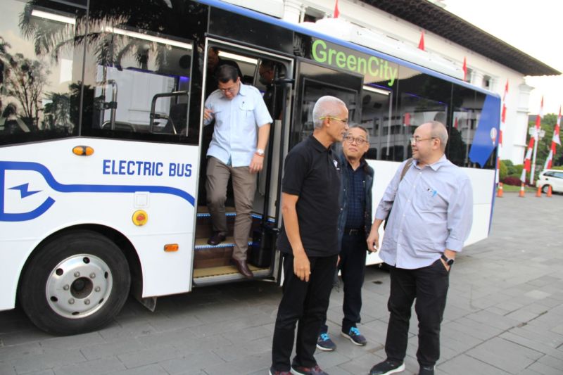 Rencana penerapan bus listrik Bandung Raya telah masuki tahap lokakarya