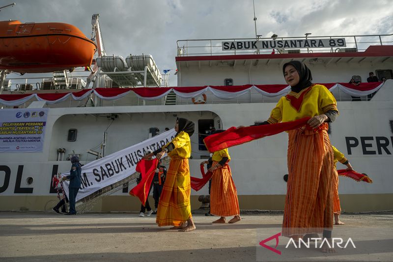 Pelayaran Perdana KM Sabuk Nusantara 89 dari Pantoloan