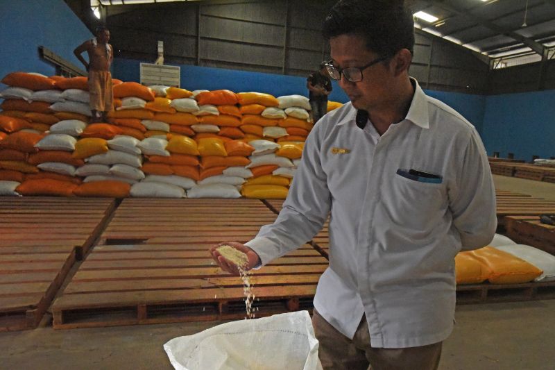 Kemarin, Indonesia ekspor beras sampai proses 
