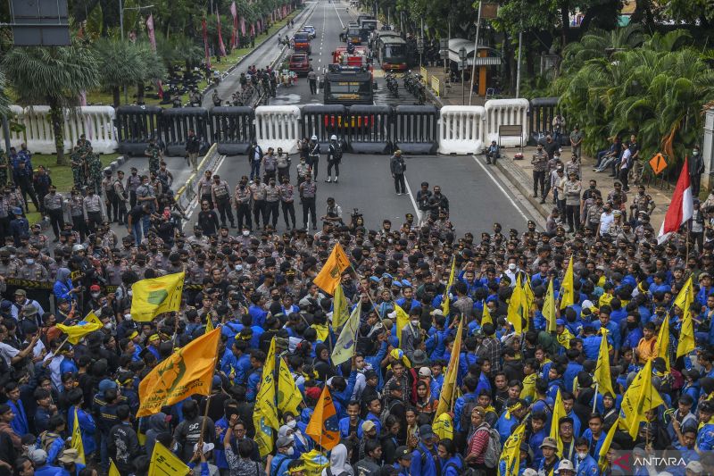 Korban tewas akibat gelombang protes di Bangladesh bertambah menjadi 39 orang